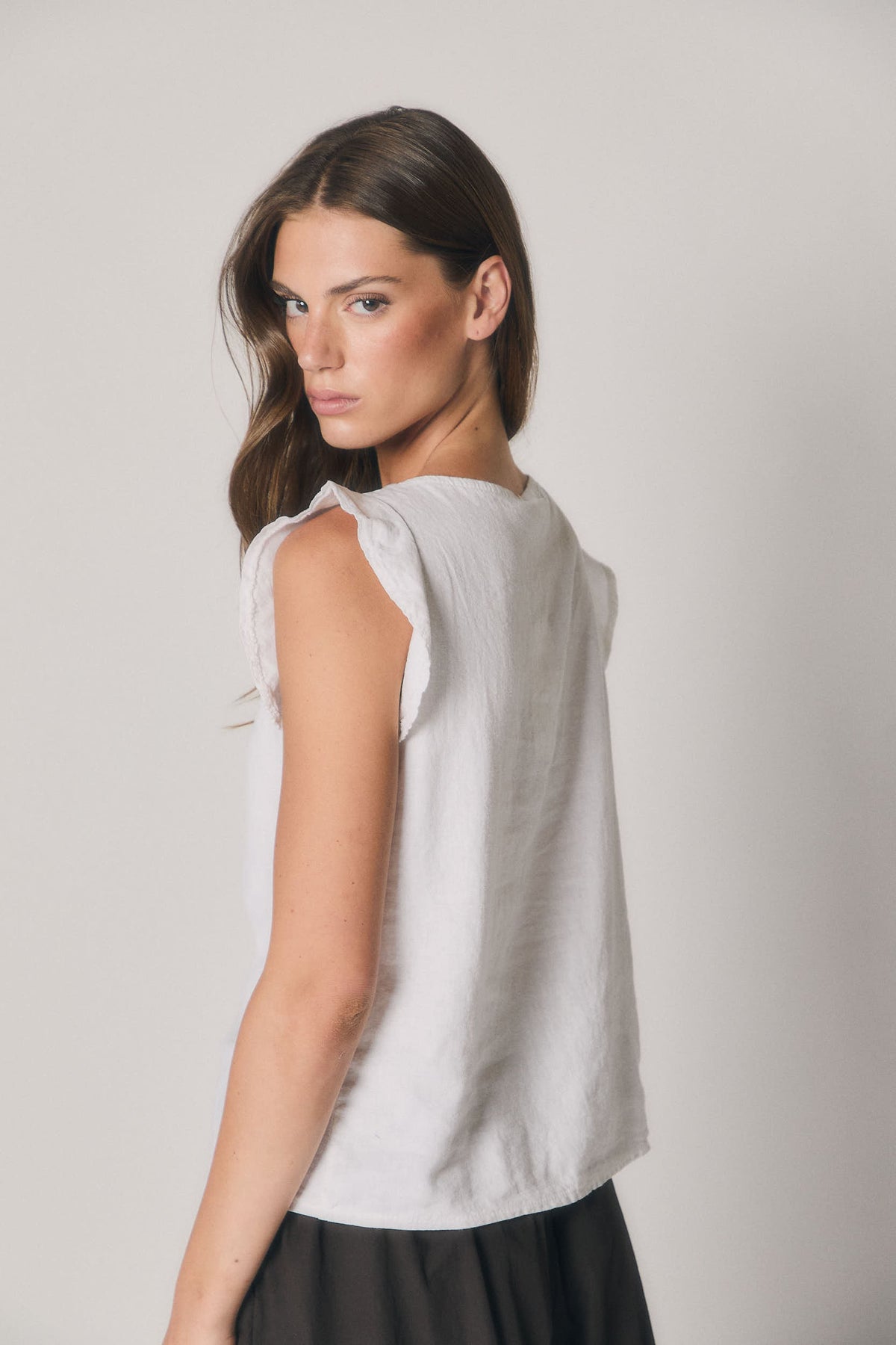 Blusa de Lino Blanca con Frunce Central