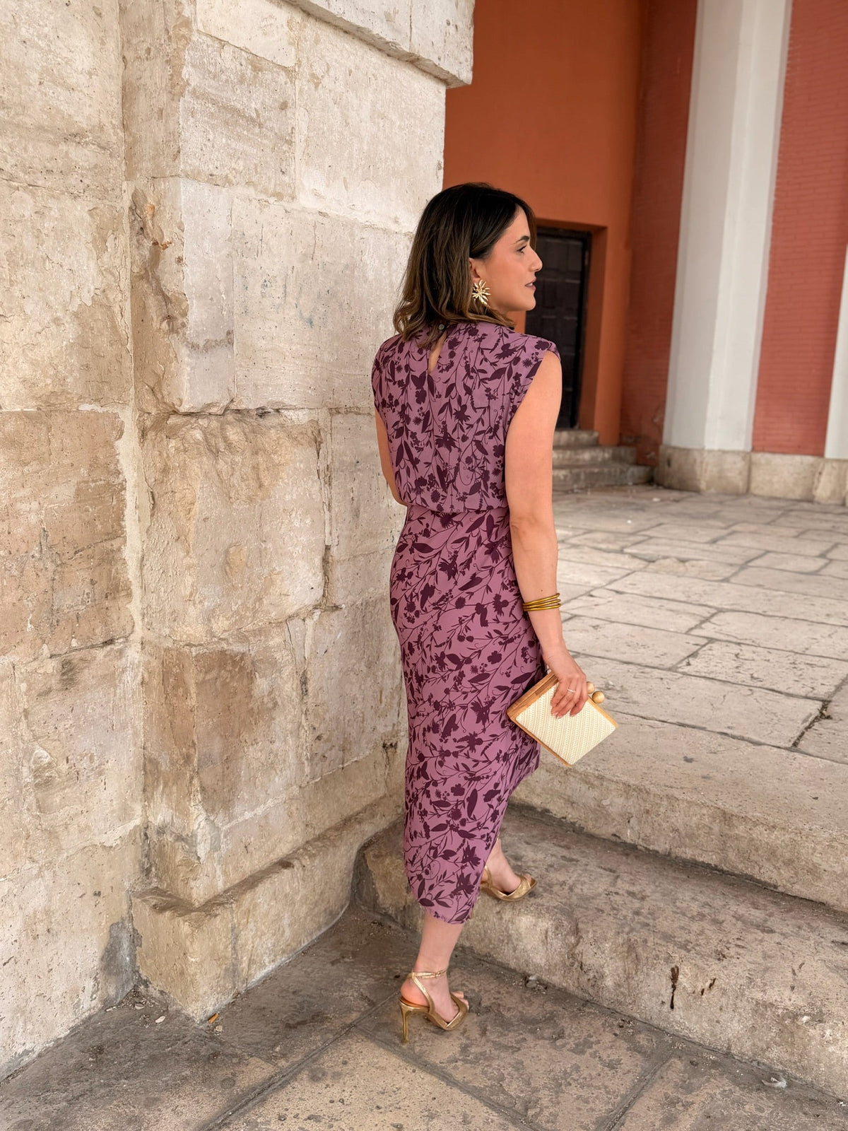 Vestido midi floral malva Daria - vista de cerca