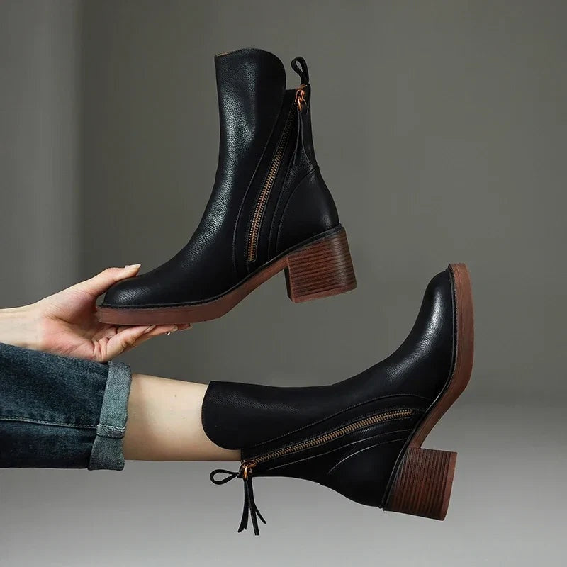 Botines de Piel Vegana con Tacón de Bloque y Cremallera Lateral